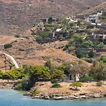 Hotel Ydor & By Sandglass
