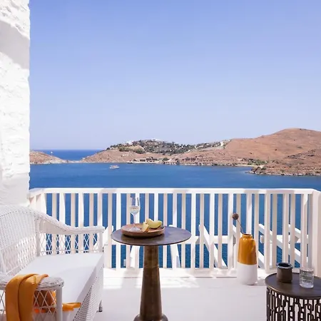 Ydor & By Sandglass Vourkárion