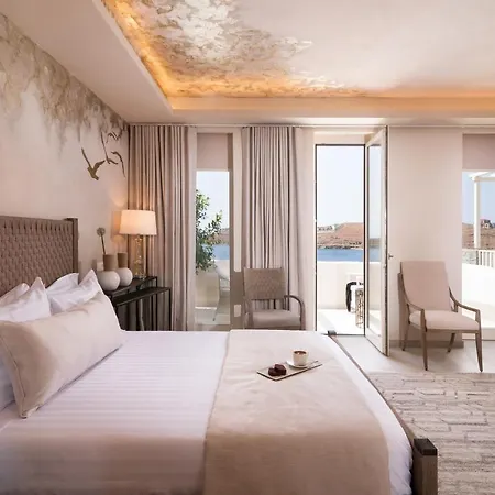 Ydor & By Sandglass Hotel