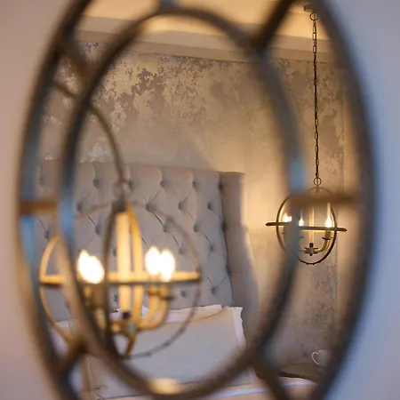 Hotel Ydor & By Sandglass