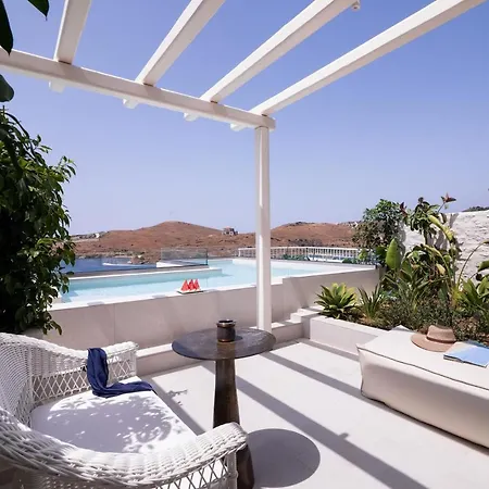 Ydor & By Sandglass Hotel Vourkárion