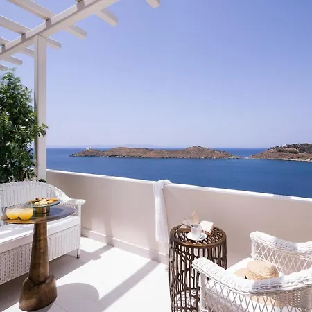 Hotel Ydor & By Sandglass