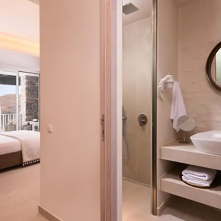 Ydor & By Sandglass 5*