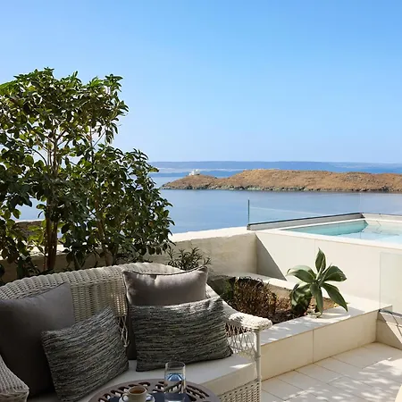 Hotel Ydor & By Sandglass 5*