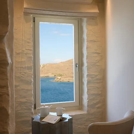 Ydor & By Sandglass 5*