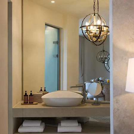 Hotel Ydor & By Sandglass