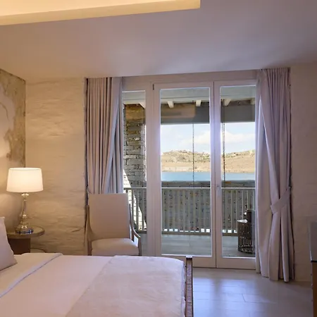 Hotel Ydor & By Sandglass