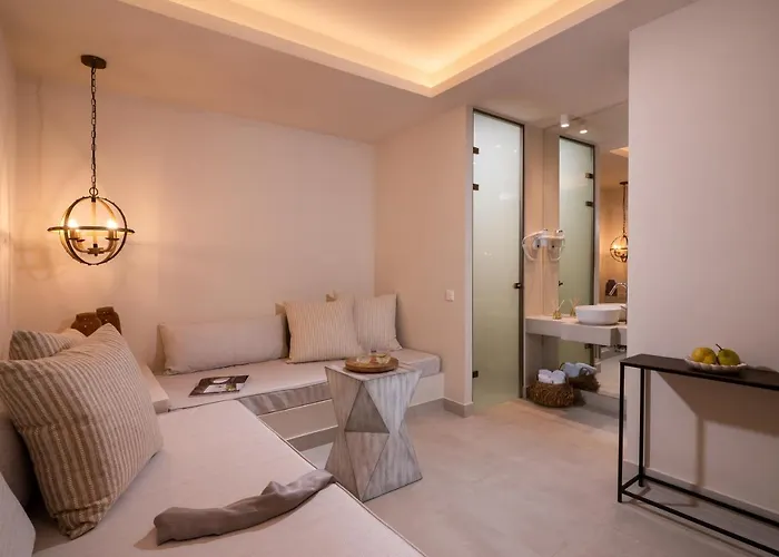 Ydor & By Sandglass Vourkari