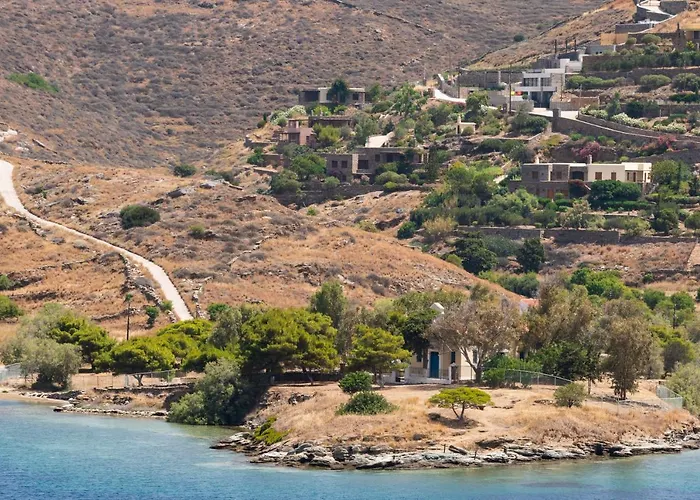 Hotel Ydor & By Sandglass