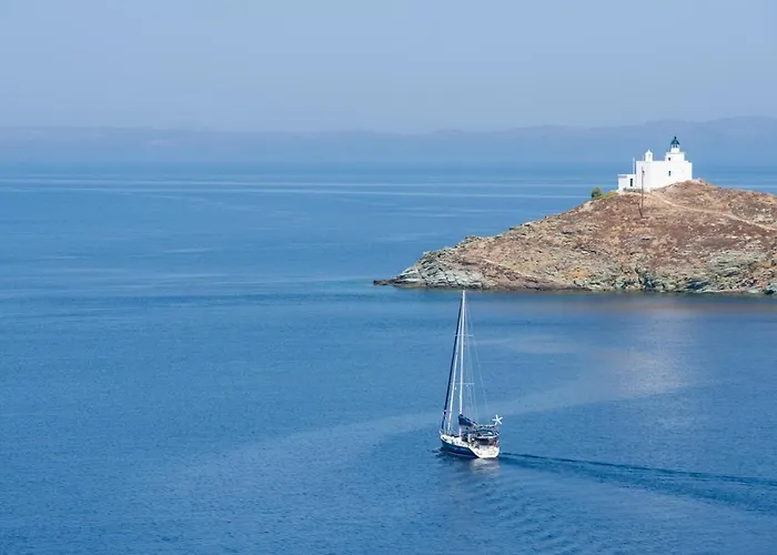 Hotel Ydor & By Sandglass