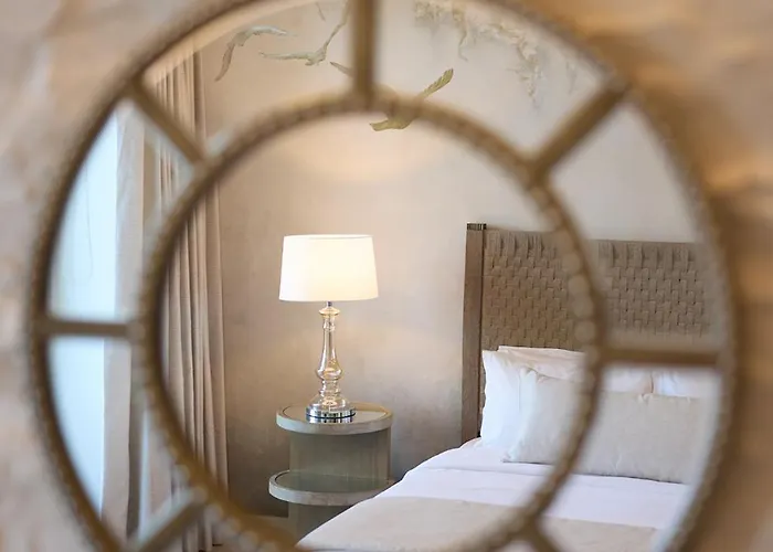 Hotel Ydor & By Sandglass