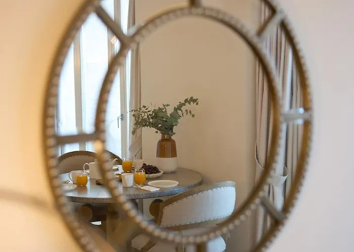 Hotel Ydor & By Sandglass