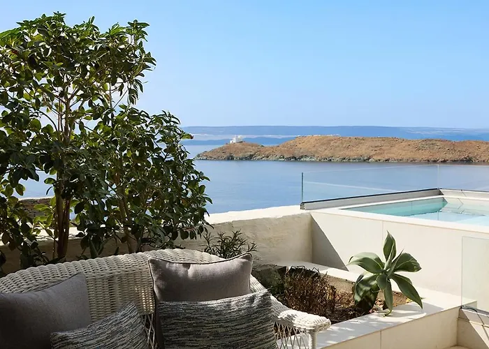 Hotel Ydor & By Sandglass 5*