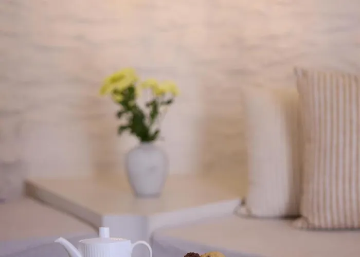 Ydor & By Sandglass Hotel