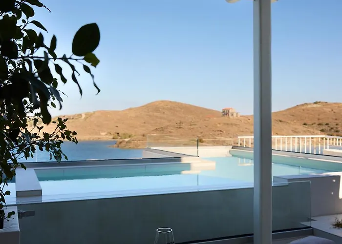 Ydor & By Sandglass Hotel Vourkárion