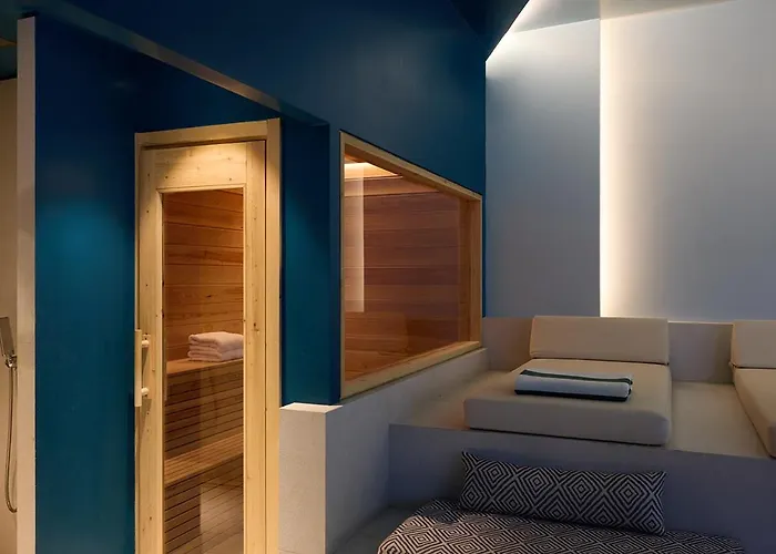 Hotel Ydor & By Sandglass 5*